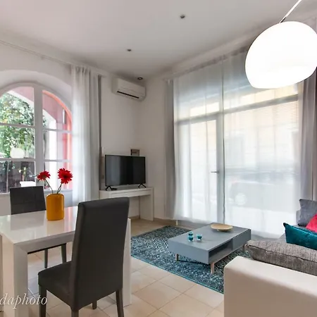 La Di Bonnes Apartment Pietrasanta